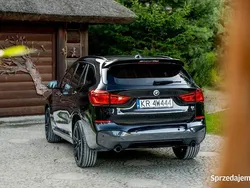 Czarny (metalik) Używany 2017 BMW X1 M Sport SUV | 99 777 zł (Drogi)