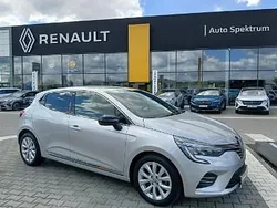 Srebrny Używany 2022 Renault Clio V Intens Hatchback | 56 850 zł (Dobra cena)