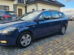 Granatowy Używany 2009 Kia Ceed Kombi | 15 700 zł (Uczciwa cena)