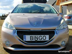 Złoty Używany 2012 Peugeot 208 Hatchback | 21 400 zł (Drogi)