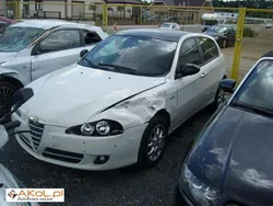 Biały (metalik) Używany 2008 Alfa Romeo 147 Hatchback | 22 585 zł