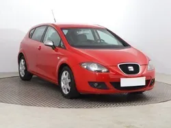 Czerwony Używany 2007 Seat Leon Hatchback | 13 999 zł (Dość drogi)