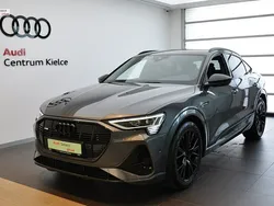 Grafitowy Używany 2021 Audi e-tron Ambiente SUV | 199 980 zł