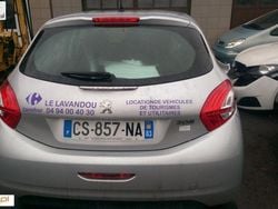 Srebrny (metalik) Używany 2013 Peugeot 208 Hatchback | 17 900 zł