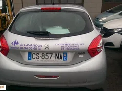 Srebrny (metalik) Używany 2013 Peugeot 208 Hatchback | 17 900 zł