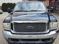Czarny Używany 2003 Ford Excursion SUV | 42 900 zł