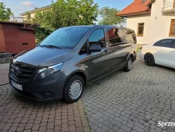 Używany 2017 Mercedes Vito Minivan | 75 900 zł (Dość drogi)
