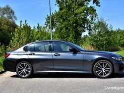 Używany 2022 BMW 330 | 179 000 zł (Dość drogi)