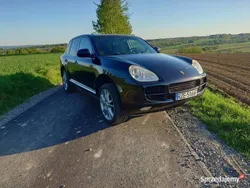 Używany 2006 Porsche Cayenne SUV | 22 000 zł