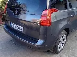 Grafitowy Używany 2013 Peugeot 5008 Minivan | 21 900 zł (Super Cena)
