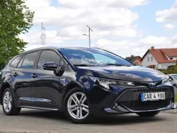 Niebieski Używany 2021 Toyota Corolla Kombi | 79 900 zł (Uczciwa cena)