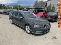 Grafitowy (metalik) Używany 2020 VW Passat Kombi | 49 900 zł
