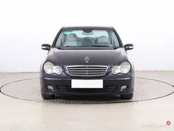Niebieski Używany 2004 Mercedes C180 Sedan/Limuzyna | 16 999 zł