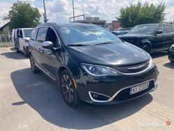 Używany 2017 Chrysler Pacifica SUV | 43 900 zł