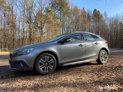Używany 2018 Volvo V40 Kombi | 65 000 zł (Dość drogi)