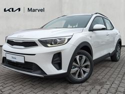 Biały (metalik) Używany 2024 Kia Stonic SUV | 85 400 zł (Dość drogi)