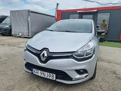 Srebrny (metalik) Używany 2020 Renault Clio V Hatchback | 34 900 zł (Dość drogi)