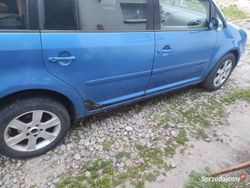 Niebieski Używany 2004 VW Touran Minivan | 6500 zł (Uczciwa cena)