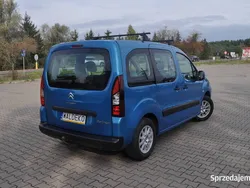 Niebieski Używany 2012 Citroën Berlingo Minivan | 27 900 zł (Dość drogi)