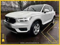 Biały Używany 2020 Volvo XC40 SUV | 72 240 zł