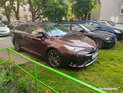 Brązowy Używany 2015 Toyota Avensis Kombi | 59 000 zł (Drogi)