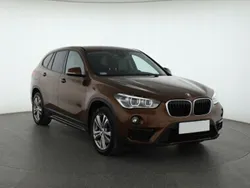 Złoty Używany 2015 BMW X1 SUV | 71 999 zł (Uczciwa cena)