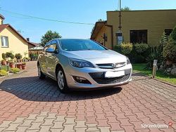 Srebrny Używany 2013 Opel Astra Hatchback | 23 990 zł (Uczciwa cena)