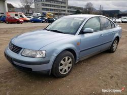 Niebieski Używany 1998 VW Passat Sedan/Limuzyna | 4700 zł