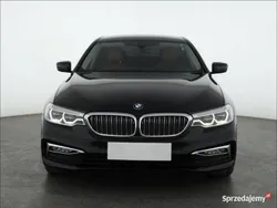 Czarny Używany 2017 BMW 520 Sedan/Limuzyna | 93 999 zł (Dobra cena)