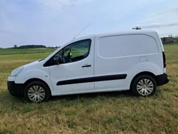 Niebieski Używany 2015 Citroën Berlingo Minivan | 26 750 zł (Super Cena)