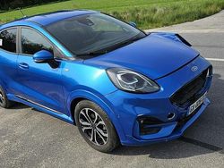 Niebieski Używany 2024 Ford Puma Hatchback | 44 999 zł