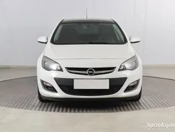 Biały Używany 2013 Opel Astra Hatchback | 18 999 zł (Dobra cena)