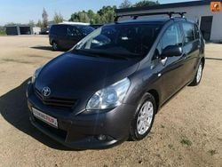 Szary Używany 2012 Toyota Verso Minivan | 24 900 zł (Dobra cena)