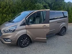 Używany 2018 Ford Tourneo Titanium | 140 000 zł