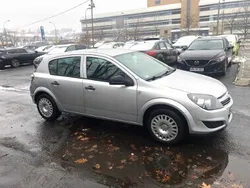 Srebrny Używany 2011 Opel Astra Hatchback | 14 999 zł (Super Cena)