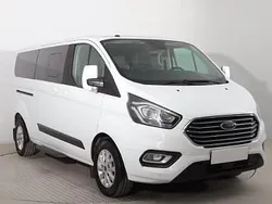Biały Używany 2018 Ford Tourneo Custom Minivan | 121 999 zł