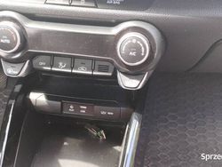 Brązowy Używany 2019 Kia Rio 2 Hatchback | 44 500 zł (Uczciwa cena)