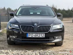 Czarny Używany 2016 Skoda Superb Style Kombi | 54 200 zł (Uczciwa cena)