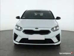 Biały Używany 2021 Kia ProCeed Hatchback | 96 999 zł (Uczciwa cena)