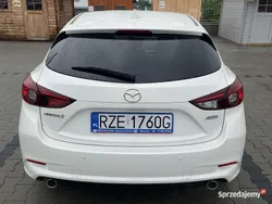 Biały Używany 2018 Mazda 3 Hatchback | 55 900 zł (Dobra cena)