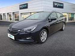 Niebieski Używany 2018 Opel Astra Enjoy | 49 900 zł (Uczciwa cena)