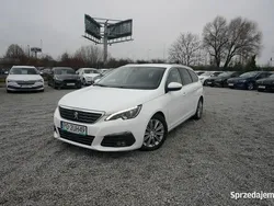 Biały Używany 2021 Peugeot 308 Allure Kombi | 41 000 zł (Dobra cena)