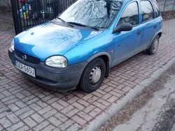 Niebieski Używany 1999 Opel Corsa Hatchback | 2300 zł (Dobra cena)
