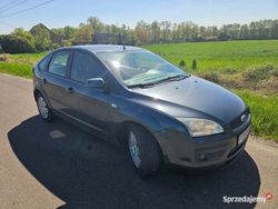 Grafitowy Używany 2007 Ford Focus Hatchback | 7400 zł (Uczciwa cena)