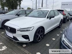Biały Używany 2024 Volvo S60 Sedan/Limuzyna | 159 900 zł (Uczciwa cena)
