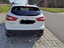 Biały Używany 2017 Nissan Qashqai SUV | 60 000 zł (Uczciwa cena)