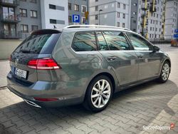 Szary Używany 2018 VW Golf VII Highline Kombi | 89 000 zł