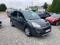 Szary (metalik) Używany 2017 Citroën Berlingo Minivan | 33 900 zł (Dobra cena)