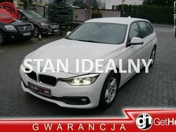 Biały (metalik, perła) Używany 2016 BMW 225 Minivan | 41 800 zł