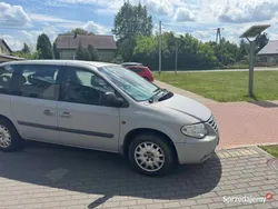 Szary Używany 2005 Chrysler Voyager Minivan | 6500 zł